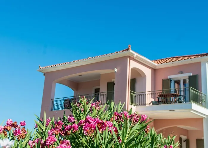Villa Eleftheria, - Spacious Luxury With Pool And Stunning Views Lakíthra