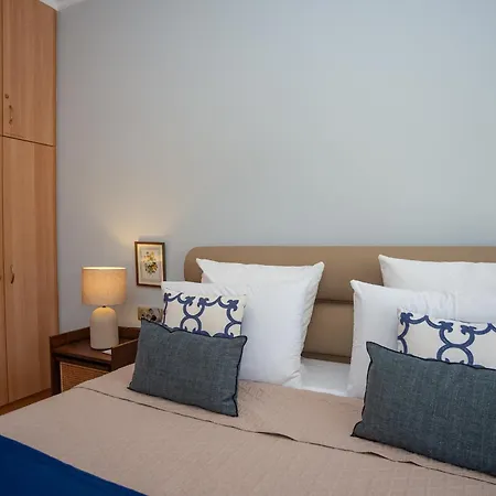 Eleftheria, - Spacious Luxury With Pool And Stunning Views Lakithra