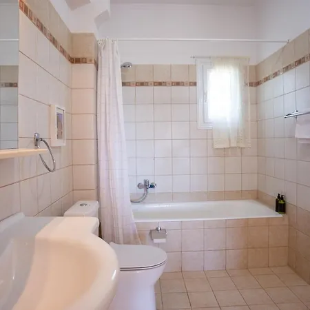 Eleftheria, - Spacious Luxury With Pool And Stunning Views Vila