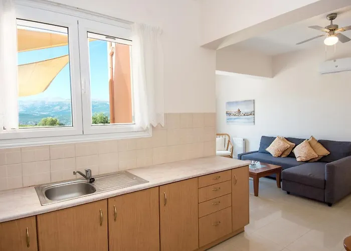 Eleftheria, - Spacious Luxury With Pool And Stunning Views וילה *