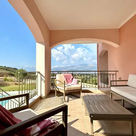 Vilă Eleftheria, - Spacious Luxury With Pool And Stunning Views