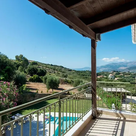 Vilă Eleftheria, - Spacious Luxury With Pool And Stunning Views Lakíthra